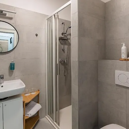 Restovna Guest house Jiloviste