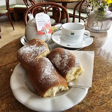 게스트하우스 Restovna Jíloviště