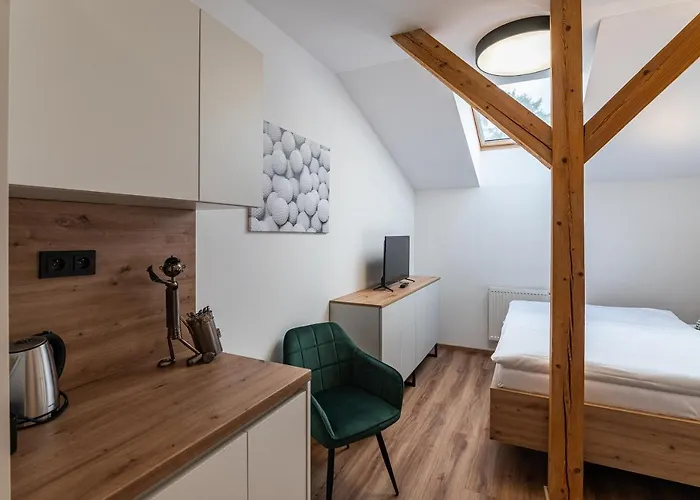 Restovna 3* Jíloviště