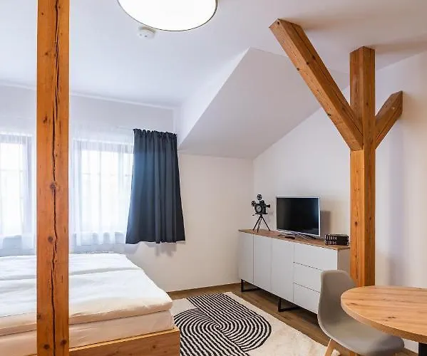 ゲストハウス Restovna