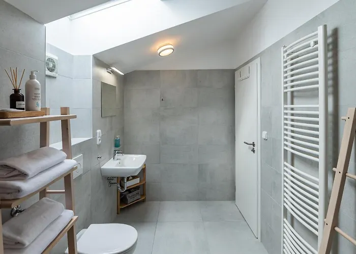 Restovna 3* Jíloviště