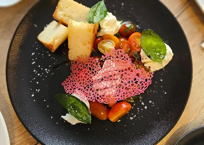 Restovna ゲストハウス Jíloviště