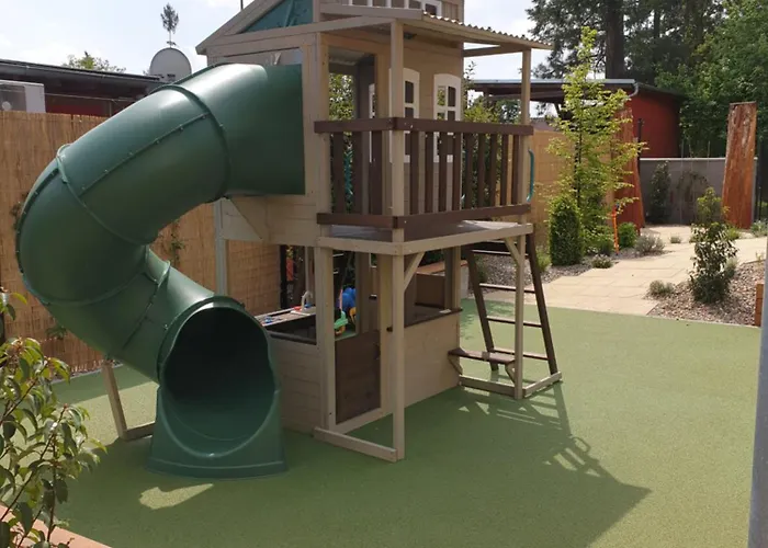 ゲストハウス Restovna 3*