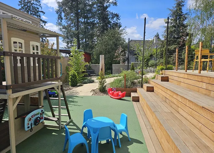 ゲストハウス Restovna Jíloviště